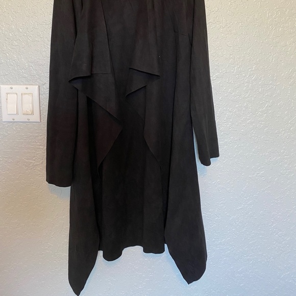 Black Suede Coat from Italy - Picture 3 of 3
